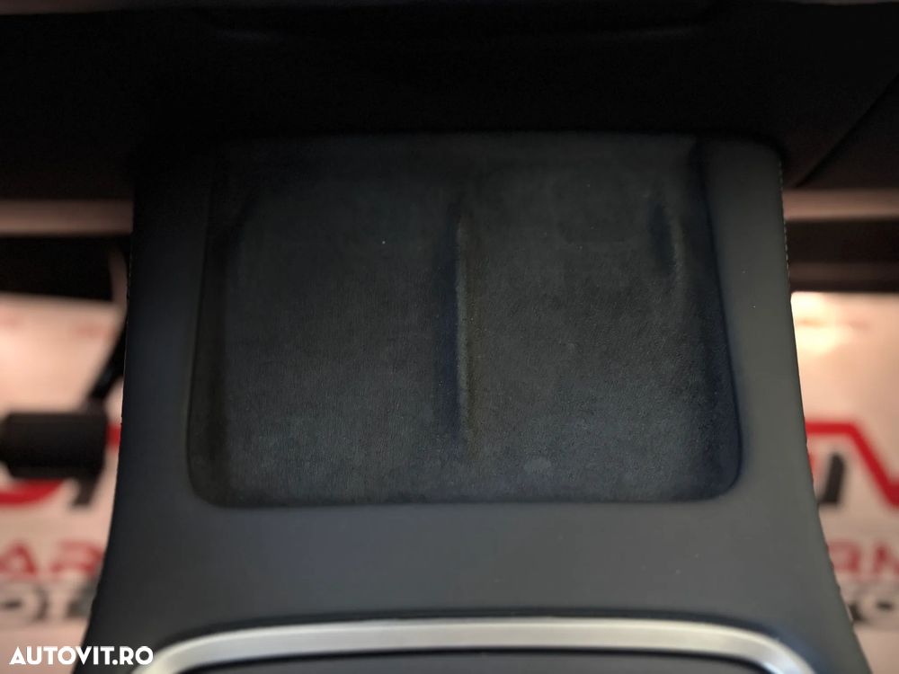 Tesla Model Y - 20