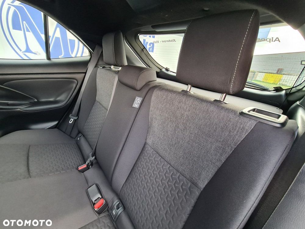 Toyota Yaris Cross Hybrid 1.5 VVT-i - 25