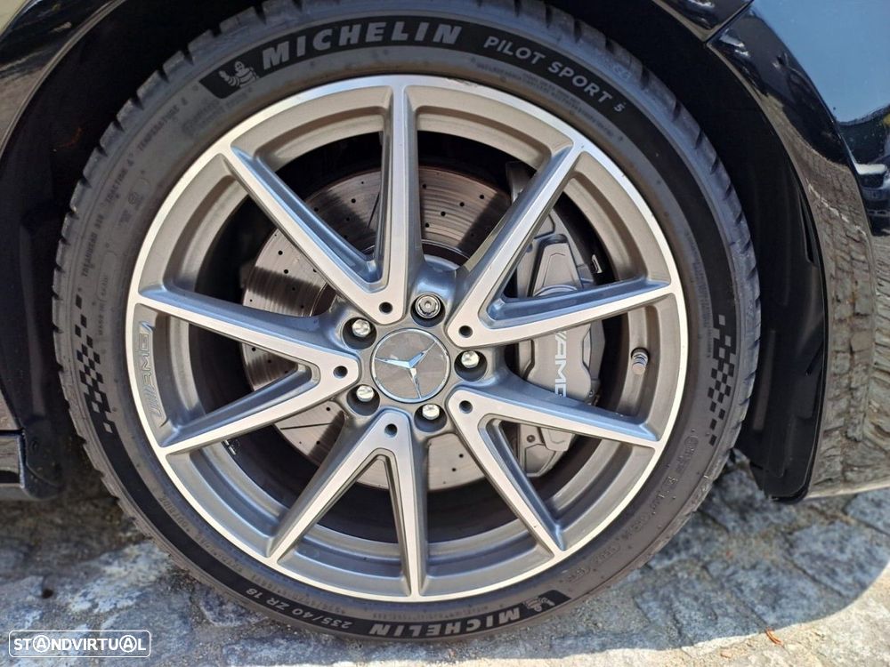 Mercedes-Benz CLA 45 AMG Shooting Brake 4Matic+ - 13