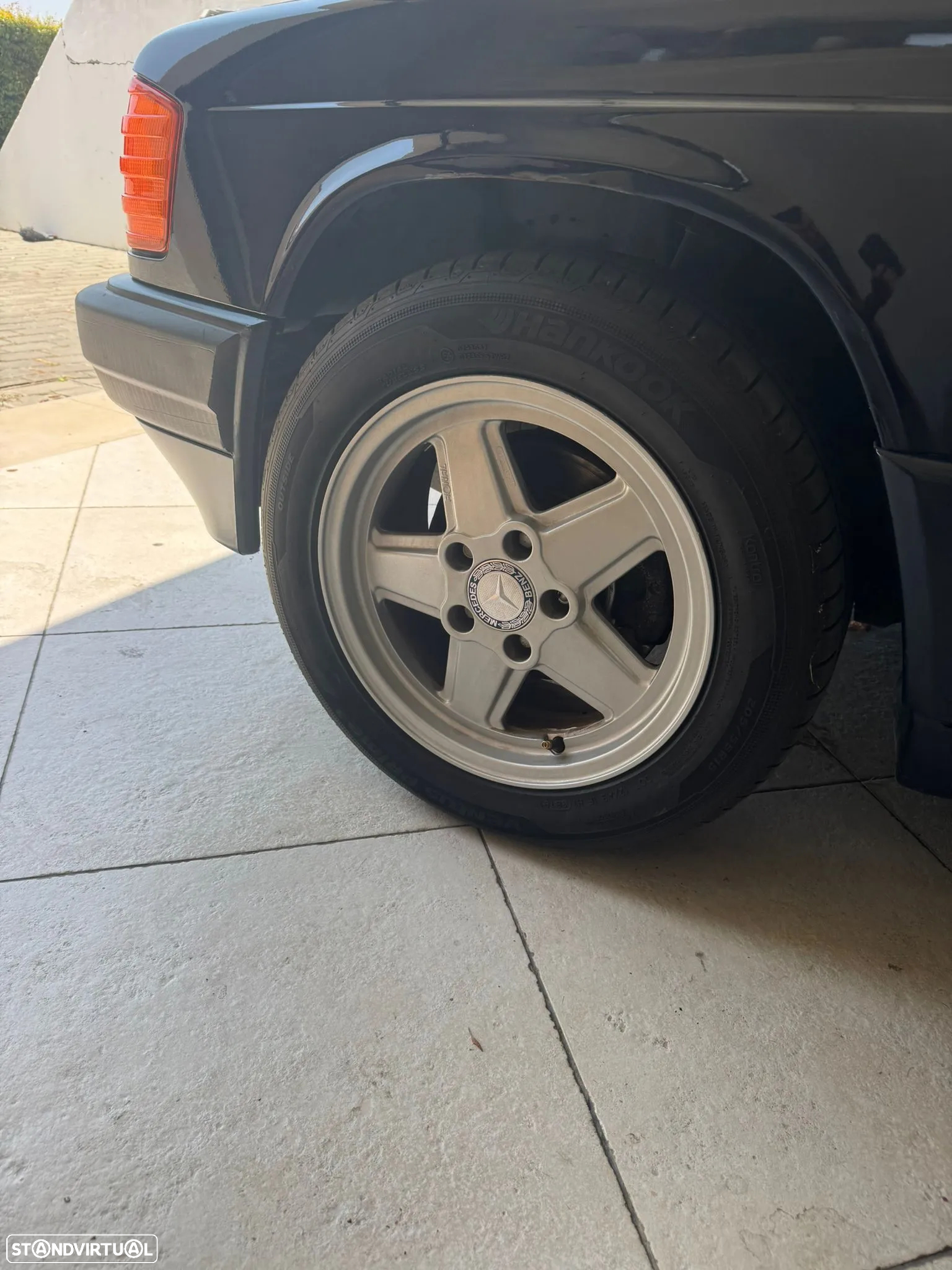 Mercedes-Benz 190 D 2.0 - 5