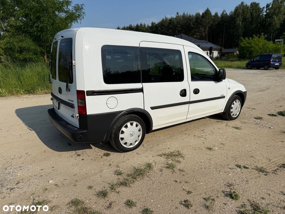 Opel Combo Tour 1.6 - 3