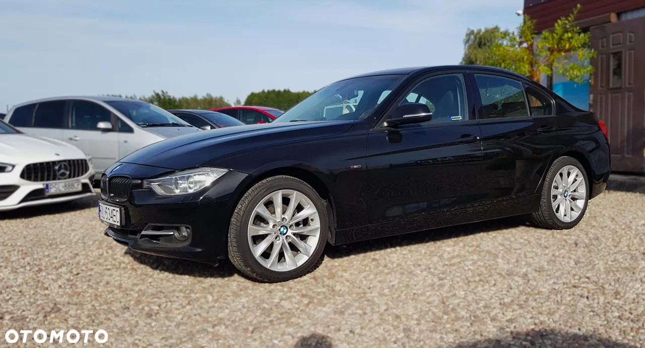 BMW Seria 3 320d Sport Line - 9