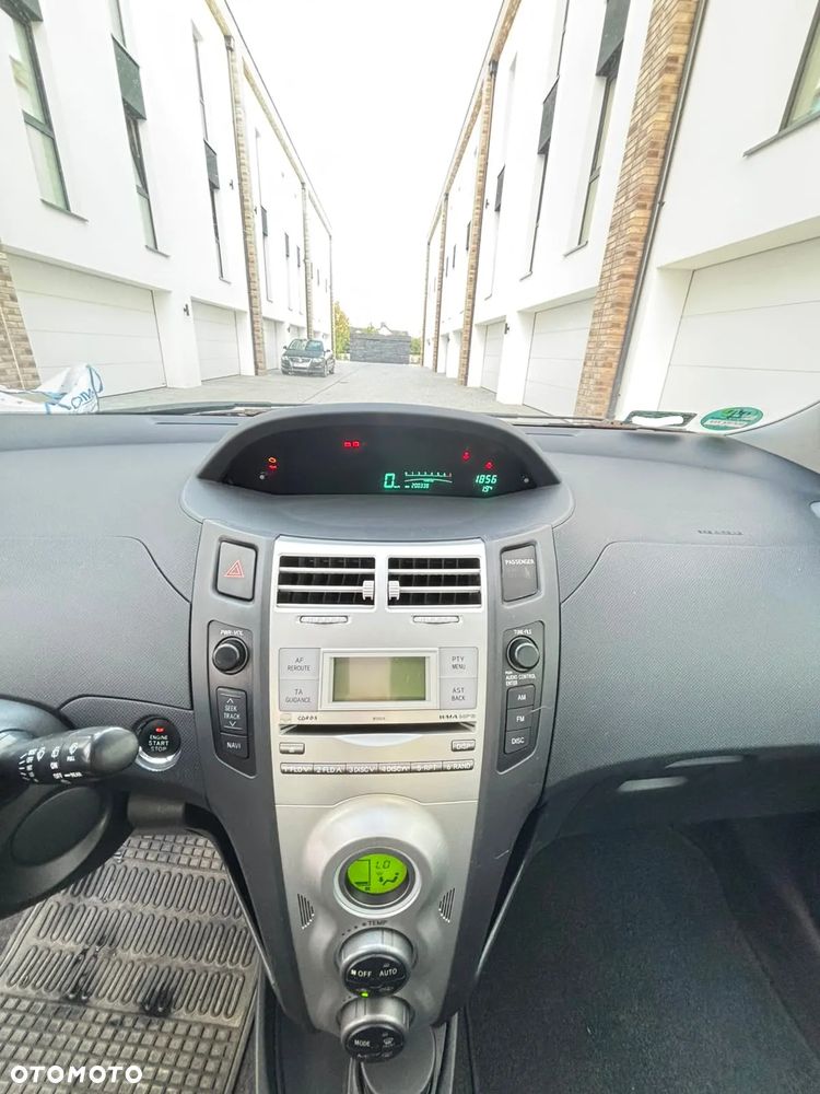 Toyota Yaris 1.3 Luna - 5