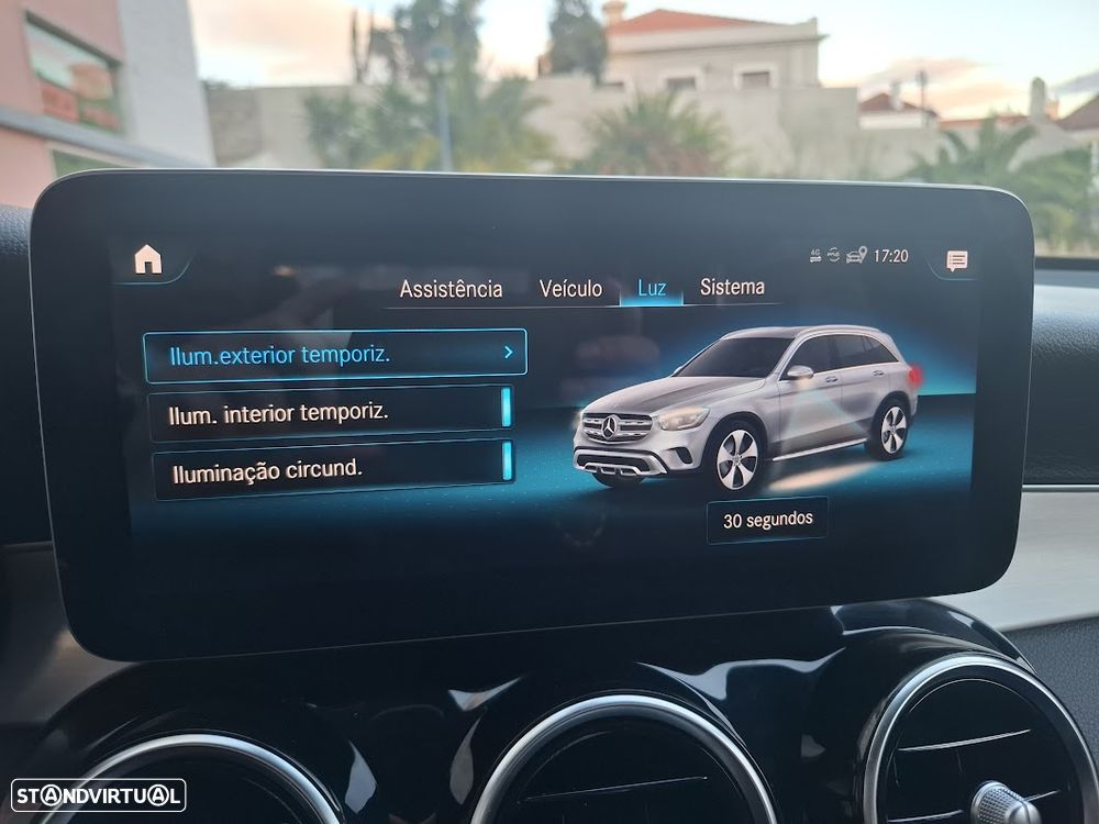 Mercedes-Benz GLC 300 e 4Matic - 29