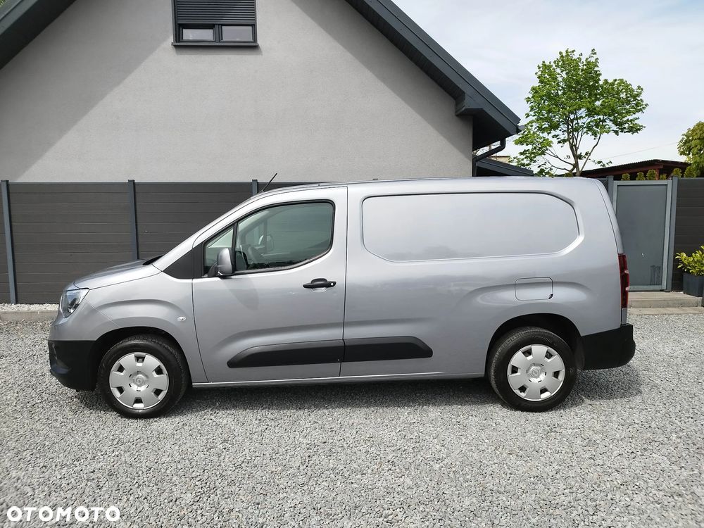 Opel COMBO MAXI 3 OSOBY - 4