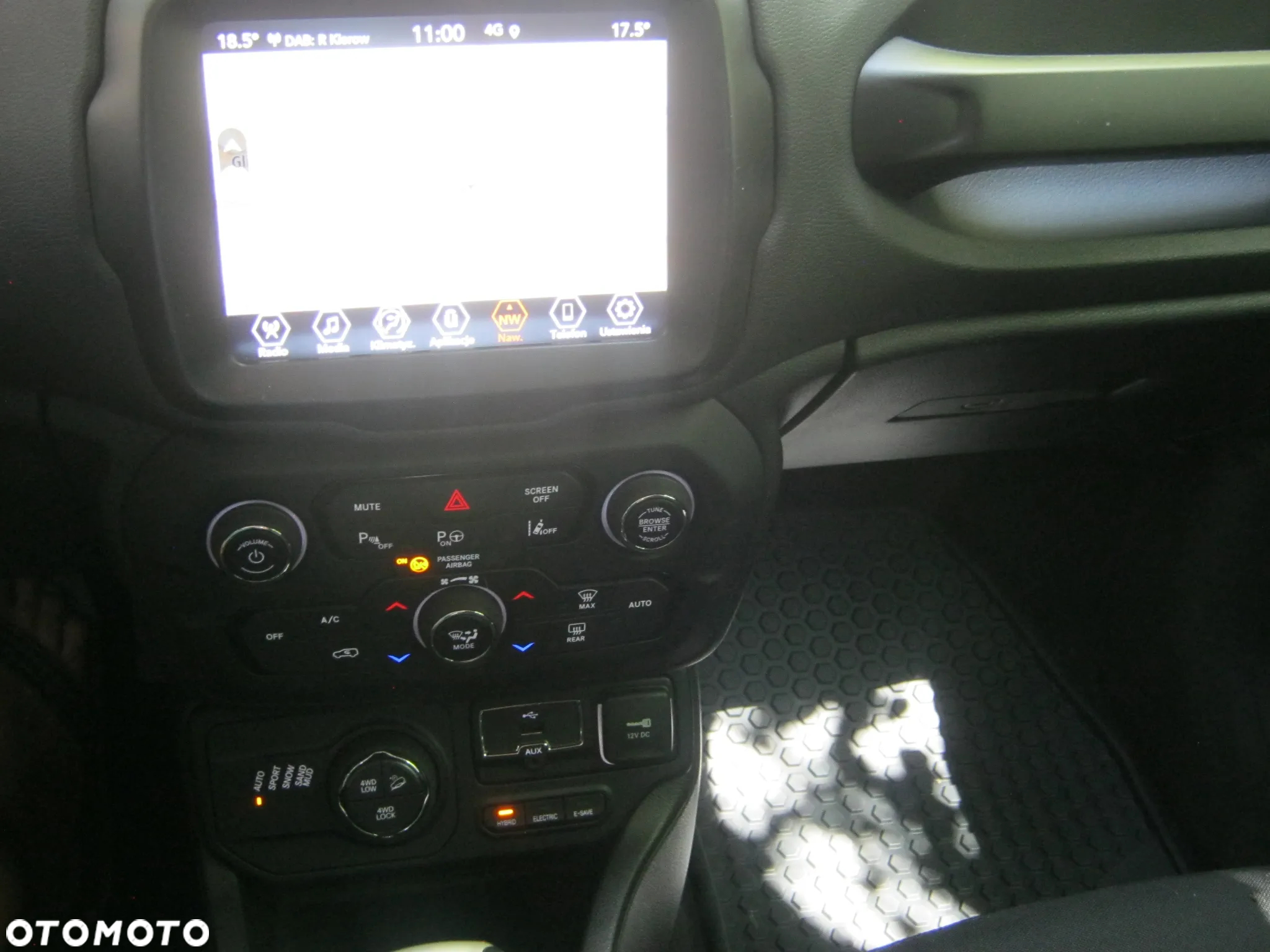 Jeep Renegade - 21