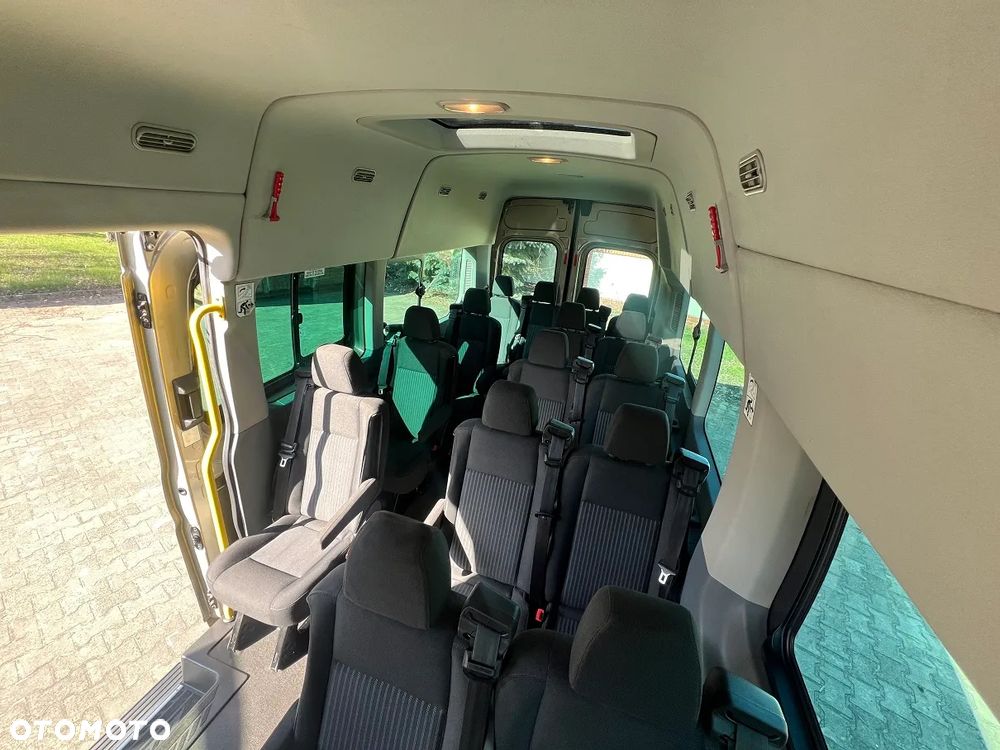 Ford Transit autobus 18-osobowy bliźniak super stan - 13