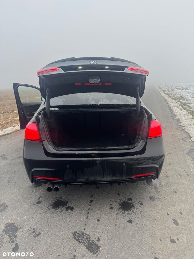 BMW Seria 3 316d - 12