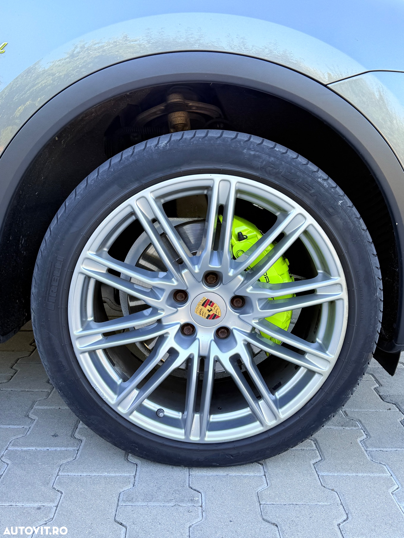 Porsche Cayenne S Hybrid Tiptronic S - 25