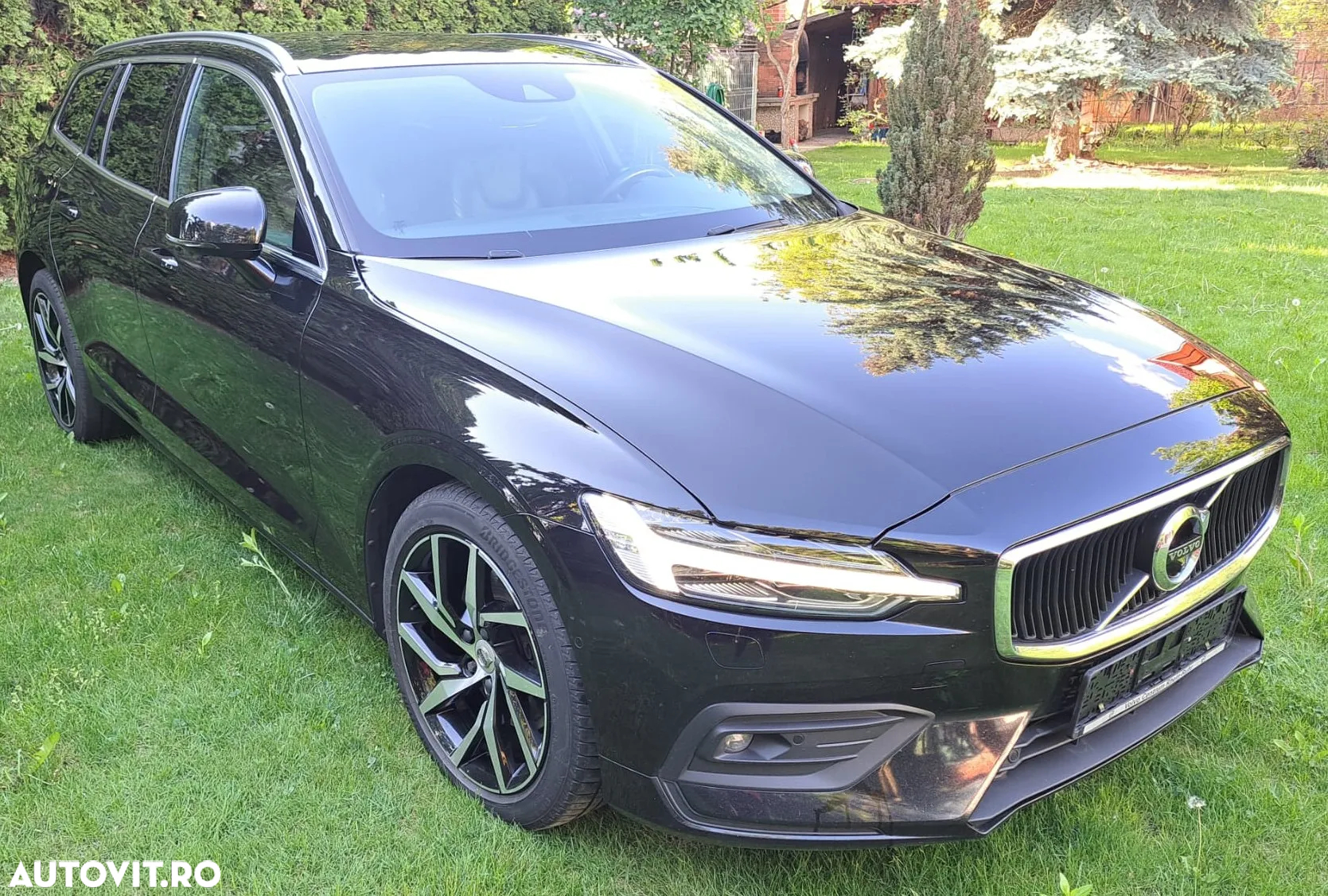 Volvo V60 T4 Momentum Pro - 4