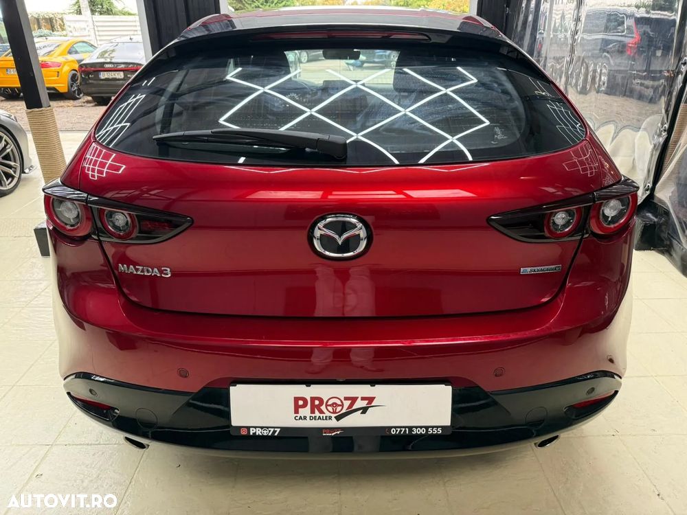 Mazda 3 - 5