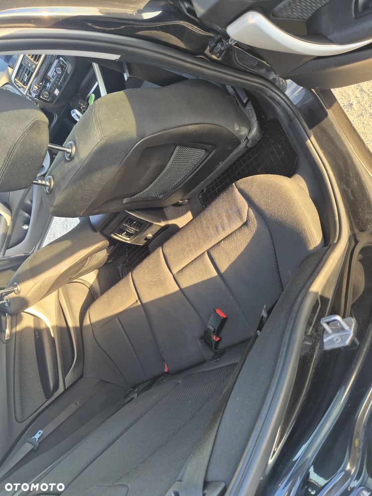 BMW Seria 1 120i Sport-Aut Urban Line - 22