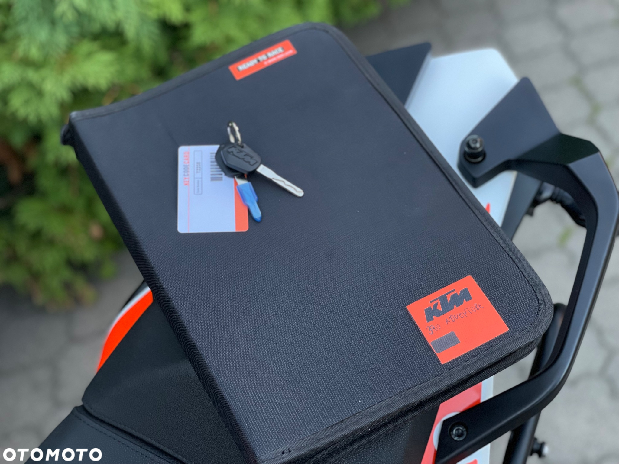 KTM Adventure - 40