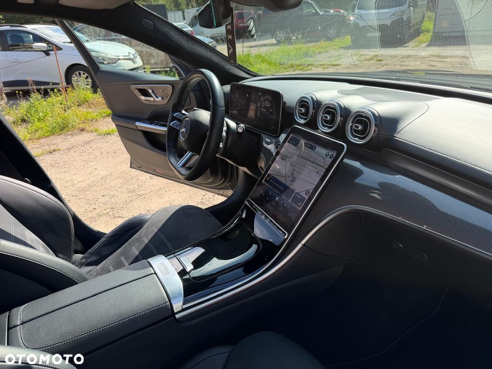 Mercedes-Benz Klasa C 220 d mHEV AMG - 16