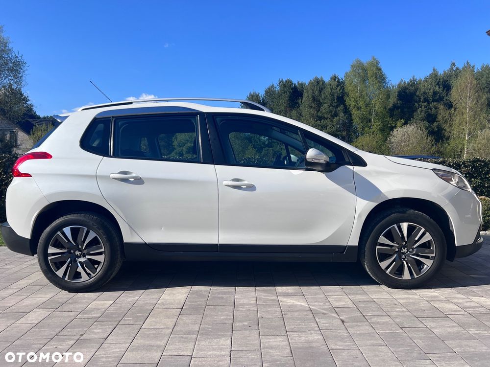 Peugeot 2008 1.6 e-HDi Allure S&S - 6