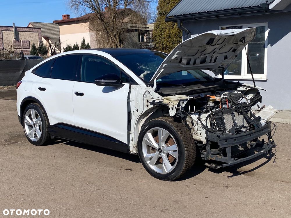 Audi Q4 Sportback e-tron - 9