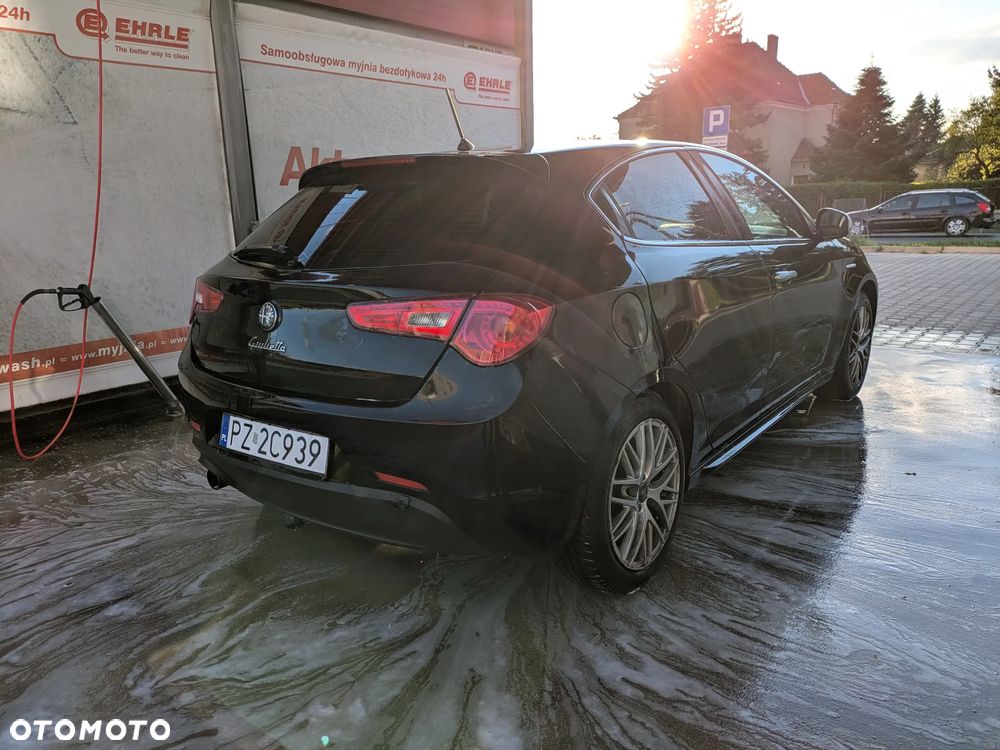 Alfa Romeo Giulietta 1.4 TB MultiAir Exclusive - 11