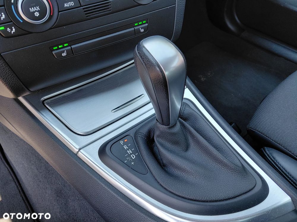 BMW Seria 1 120d Edition Exclusive - 21
