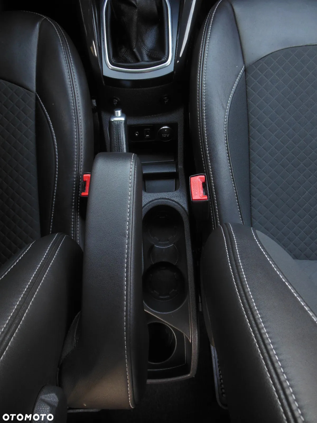 Ford EcoSport 1.0 EcoBoost TITANIUM - 17