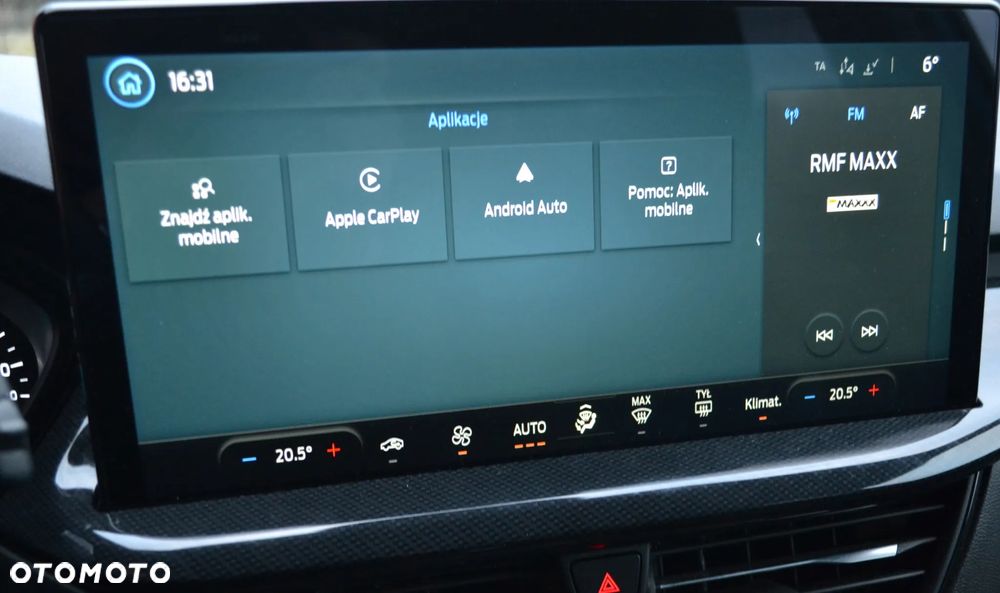 Ford Focus 1.0 EcoBoost Start-Stopp-System ST-LINE - 12