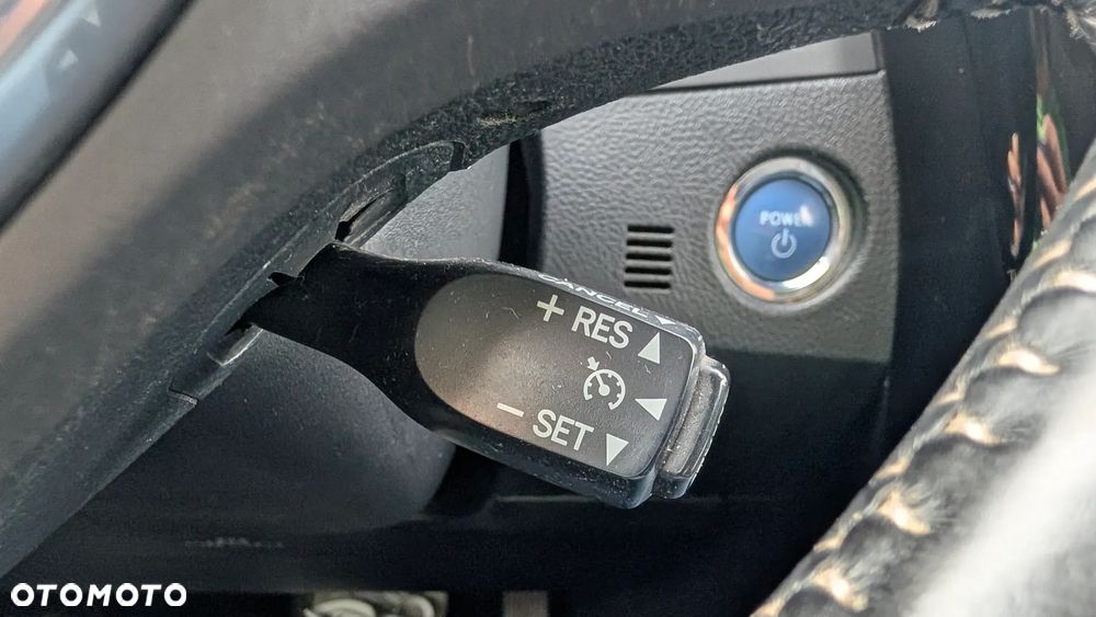 Toyota Auris 1.8 HSD Luna - 18
