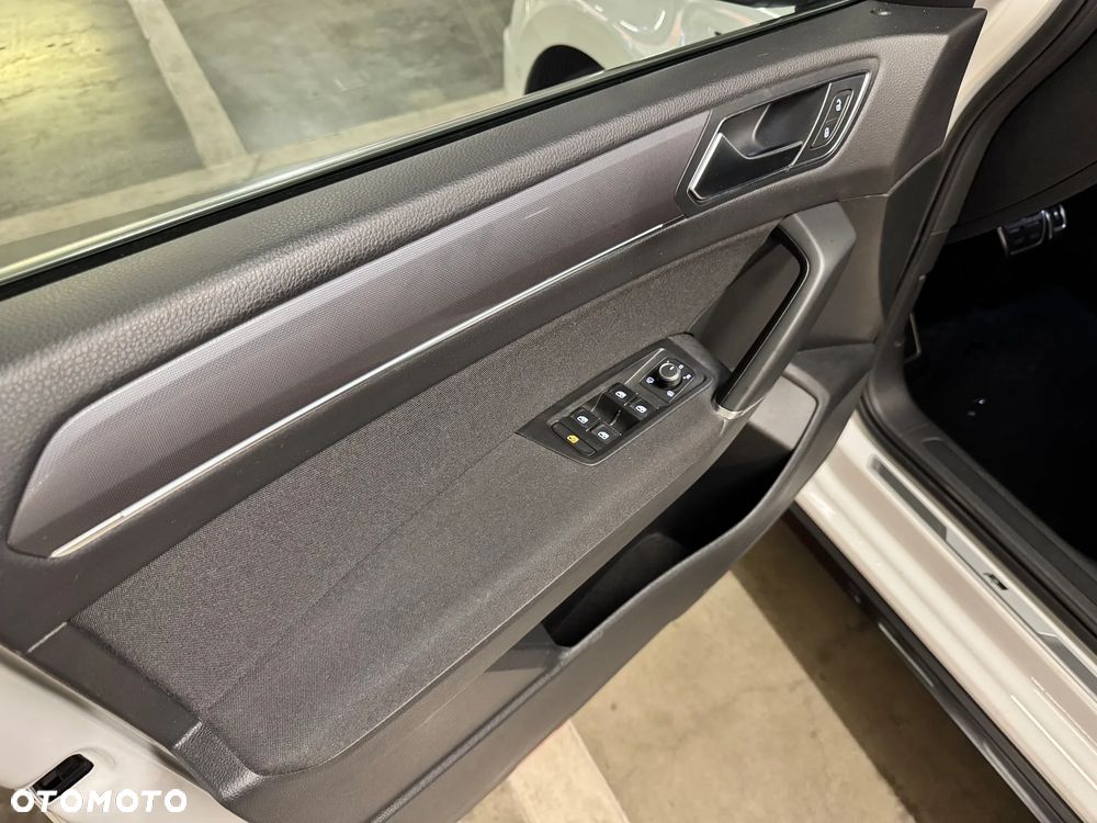 Volkswagen Touran 1.5 TSI EVO Comfortline DSG - 30
