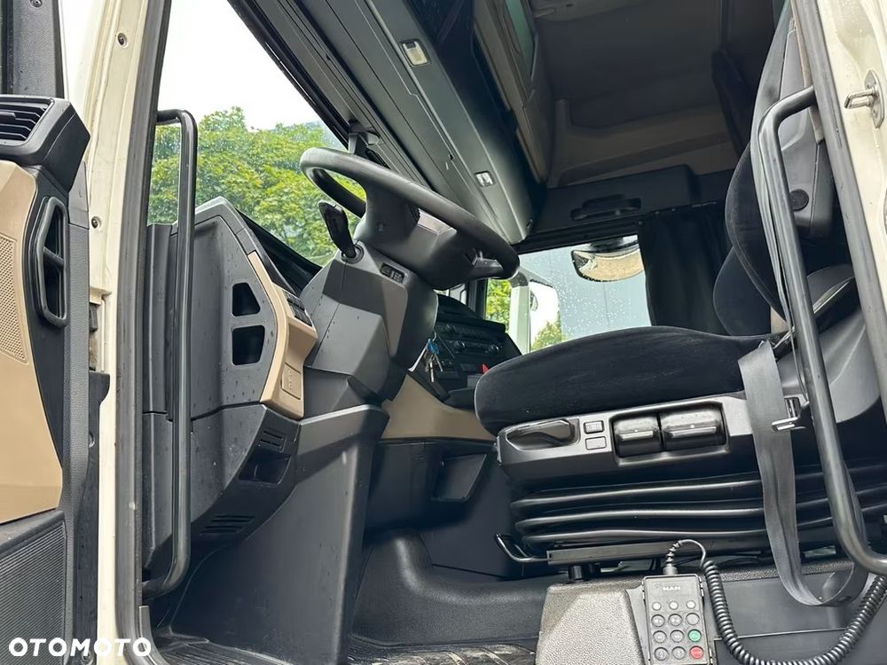 MAN TGX 26.470 6x2 z HDS – 470 KM | Euro 6 | 2021 | Oś skrętna | Zdalnie sterowany żuraw - 13