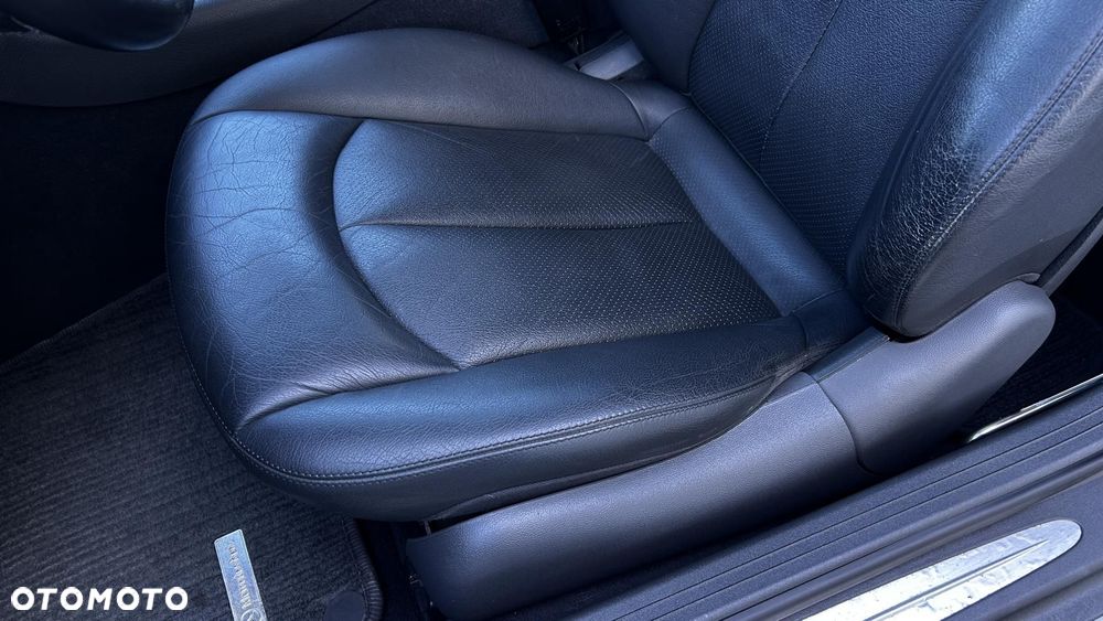 Mercedes-Benz CLK - 13