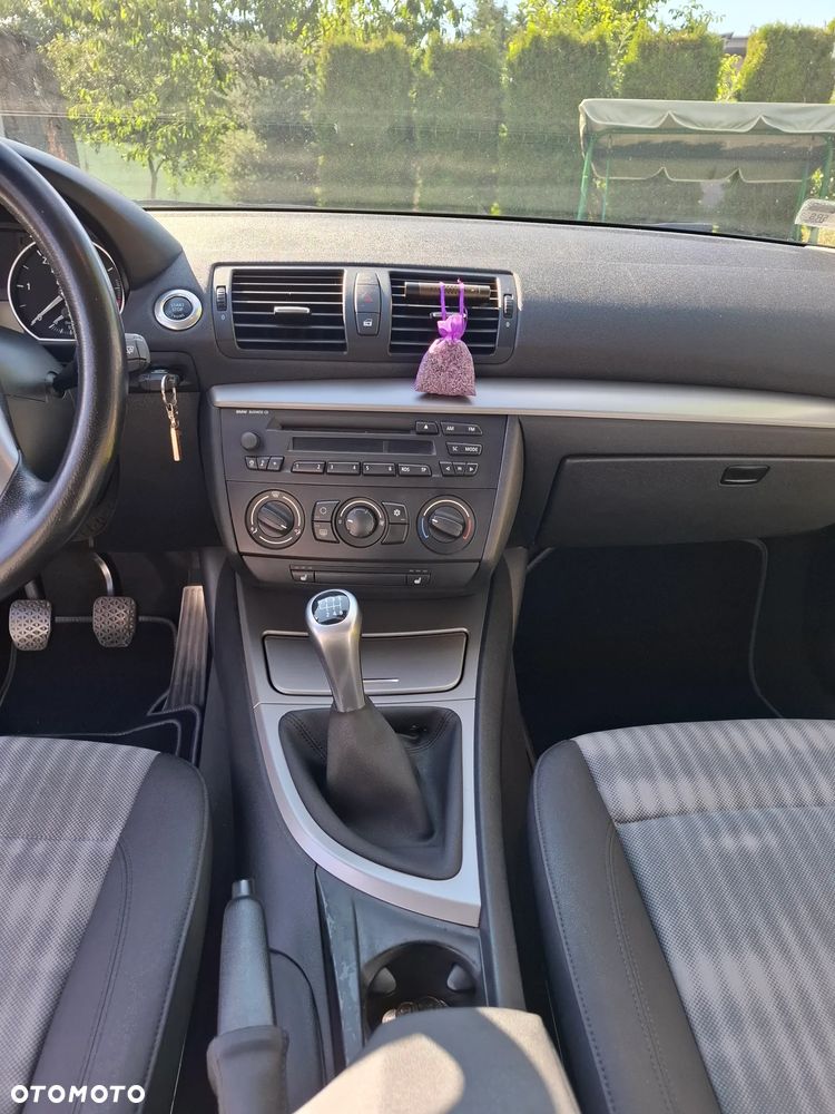 BMW Seria 1 118d - 6