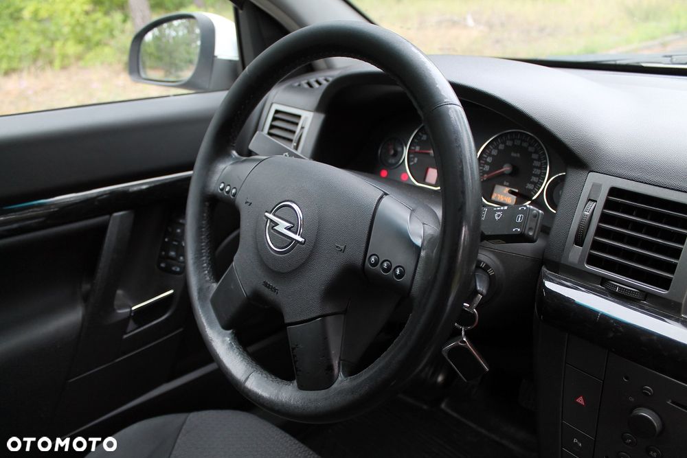Opel Signum 1.8 - 15