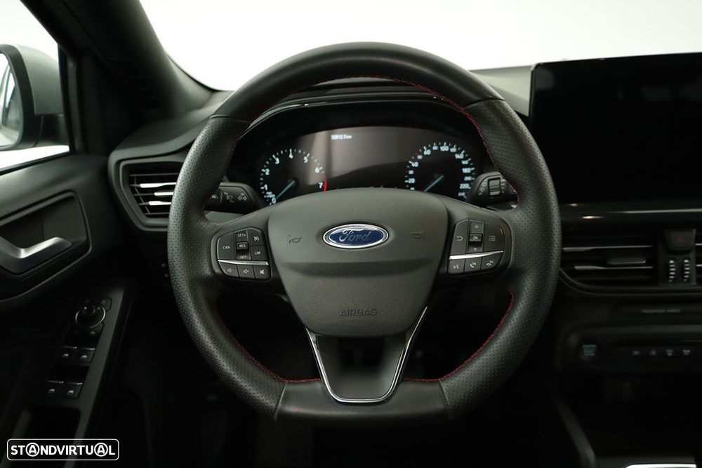 Ford Focus 1.0 EcoBoost MHEV ST-Line - 15