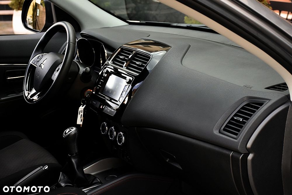 Mitsubishi ASX 1.6 ClearTec 2WD Edition - 18