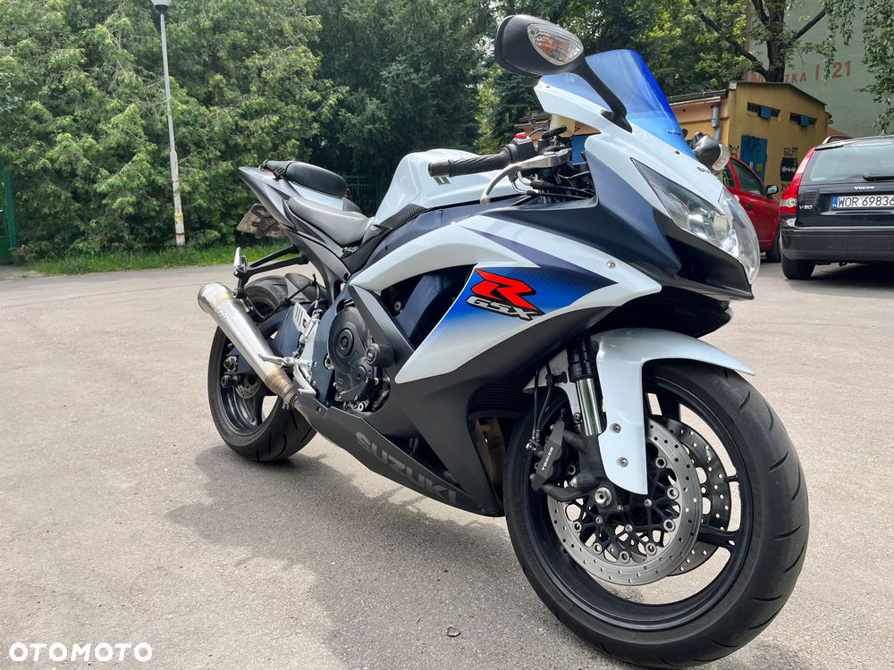 Suzuki GSX-R - 1