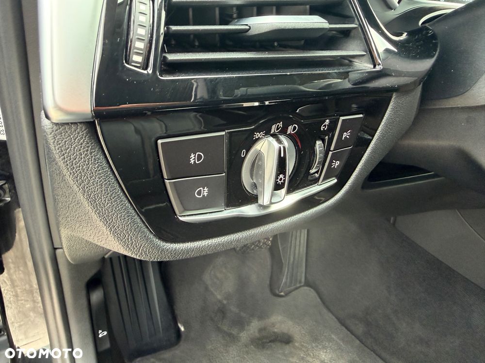 BMW Seria 5 530d xDrive Luxury Line - 26