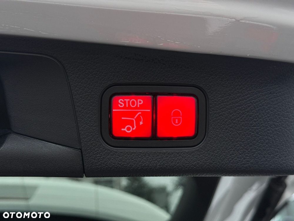 Mercedes-Benz GLA 200 AMG Line - 27