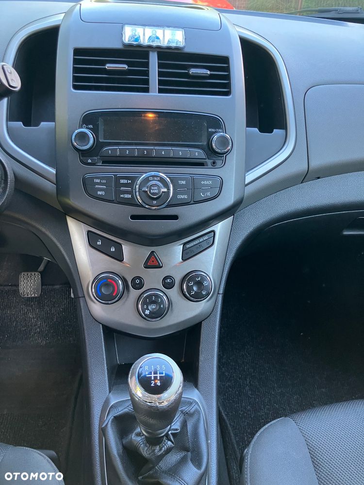 Chevrolet Aveo 1.4 16V LT EU5 - 11