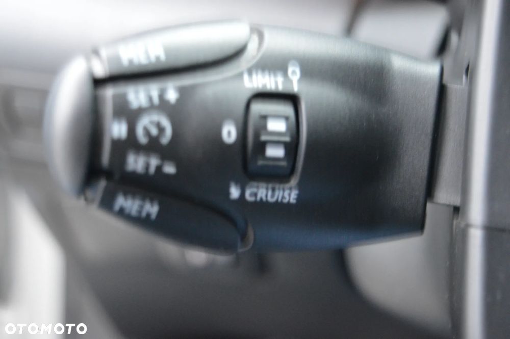 Citroën C3 Aircross PureTech 110 Stop & Start OPF SHINE - 24