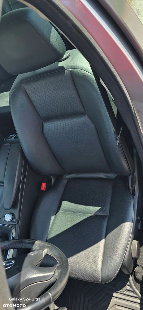 Mercedes-Benz Klasa C 200 CDI BlueEff Elegance - 31