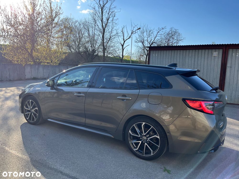 Toyota Corolla 2.0 Hybrid Executive - 4