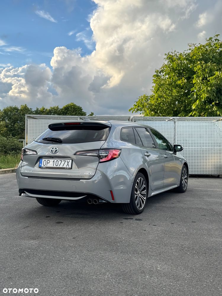 Toyota Corolla 2.0 Hybrid Executive - 8