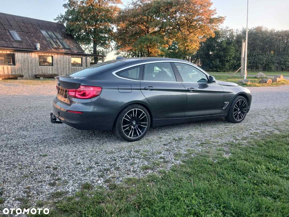 BMW Seria 3 320d Sport Line Shadow - 5