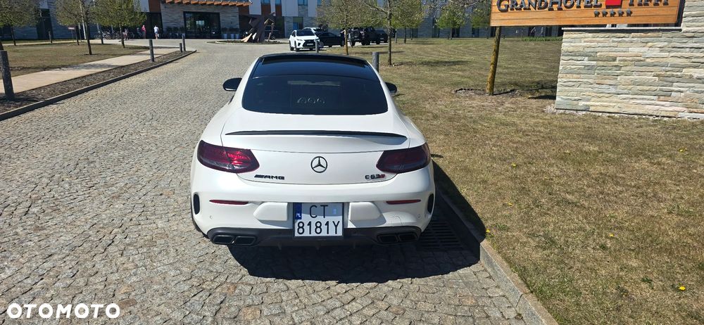Mercedes-Benz Klasa C AMG 63 S AMG Speedshift 7G-MCT - 20