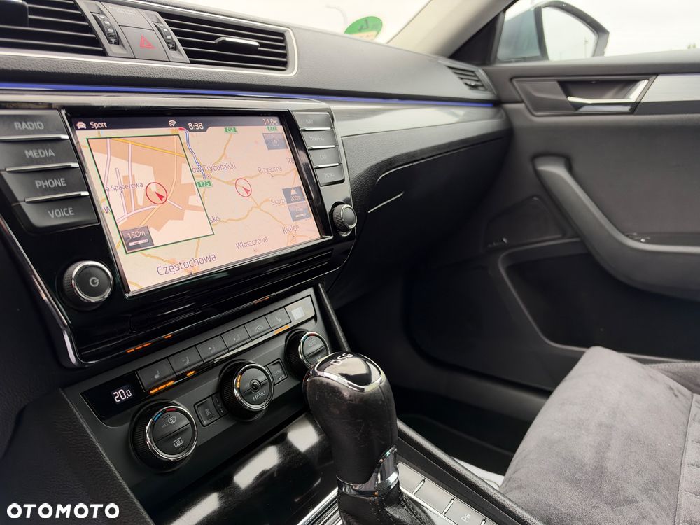 Skoda Superb 2.0 TDI DSG L&K - 12