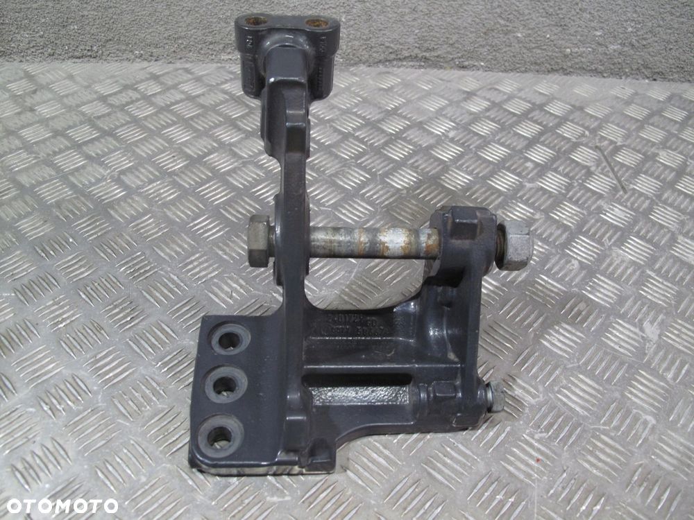 MOCOWANIE PRZEDNIE RESORA SCANIA R S - 2