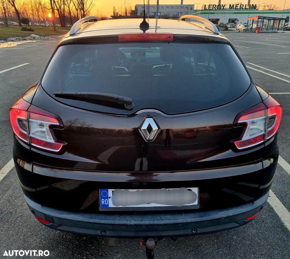 Renault Megane ENERGY dCi 110 Start & Stop Bose Edition - 10