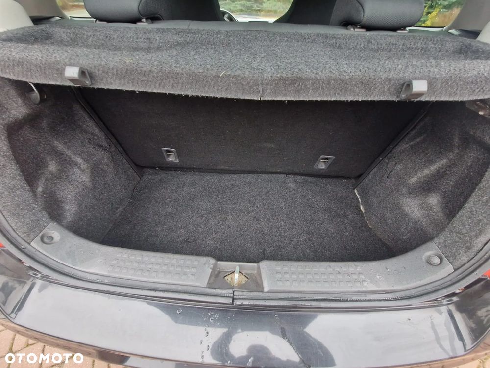 Suzuki Swift 1.6 Sport Rallye N' Style - 20