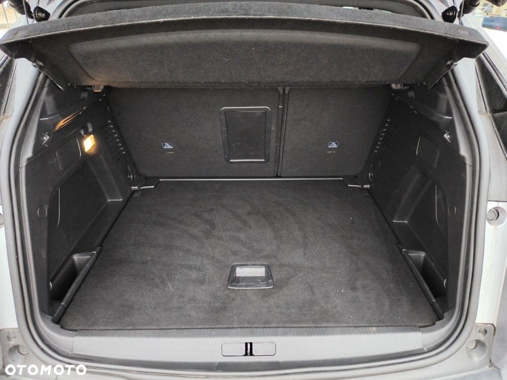 Peugeot 3008 1.2 PureTech Allure Pack S&S EAT8 - 6