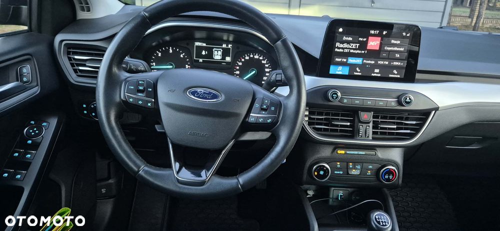 Ford Focus - 17