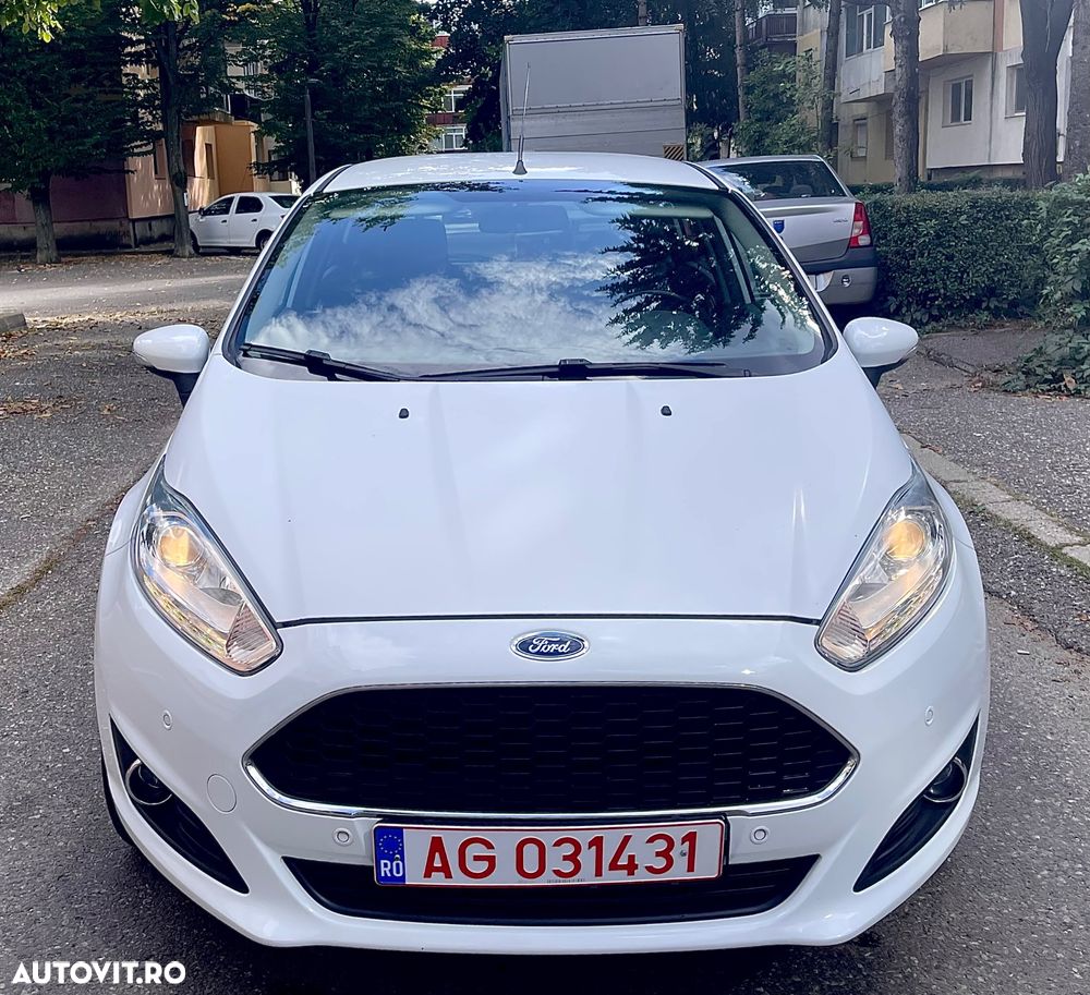 Ford Fiesta 1.5 TDCi St&St Titanium - 8