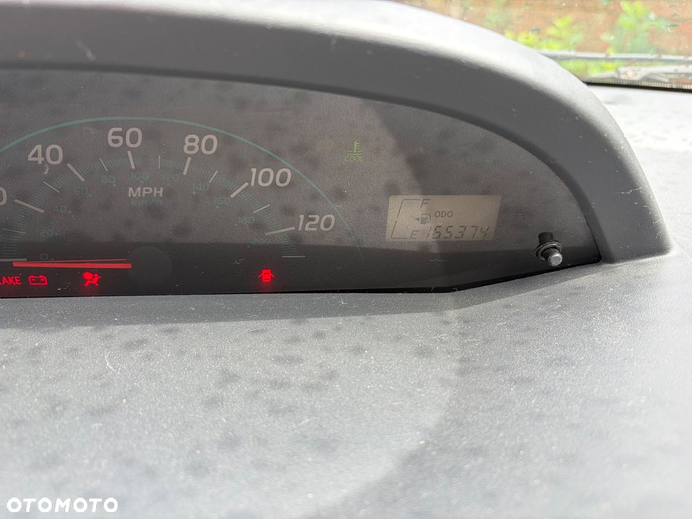 Toyota Yaris - 9